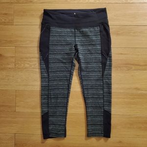 Athleta Striped Capri Tight/Legging (Size S)